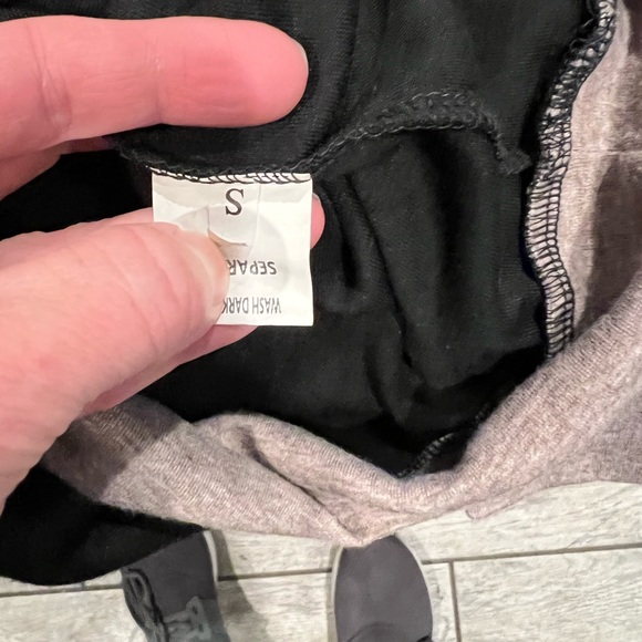 Black long sleeve top NWOT - Picture 3 of 3